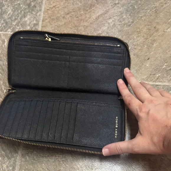 Tory Burch Black and Gold Zip Wallet - Picture 2 of 2